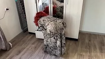 play Quadris largos e cintura estreita em um milf maduro. sexo anal na bunda grande