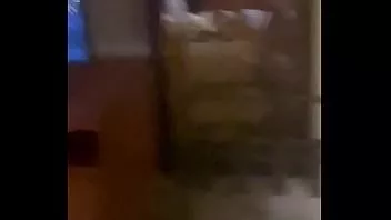 Играть Худенькую больную раком жестко трахает ебарь с большой елдой!