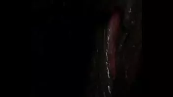 Reproduzir Lambendo a moça da Zâmbia até ela esguichar na minha boca (como lamber a buceta)