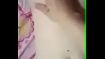 Jouer Petit ami filmant sa petite amie maigre sur ameporn