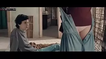 Oynat Stepsis ve stepbro ilk seks deneyimlerini yaşıyor