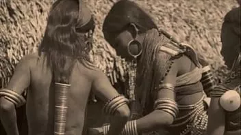 play El maravilloso mundo de la fotografía vintage, mujeres del mundo