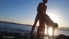play Öffentliche Zusammenstellung mit mutiger Brünette! Outdoor Fucking Spree!