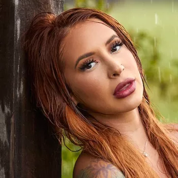 Порнозвезда Scarlett Sommers