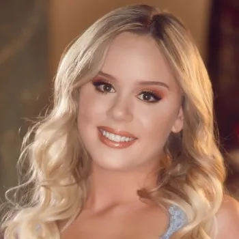 Pornstar Alexis Adams